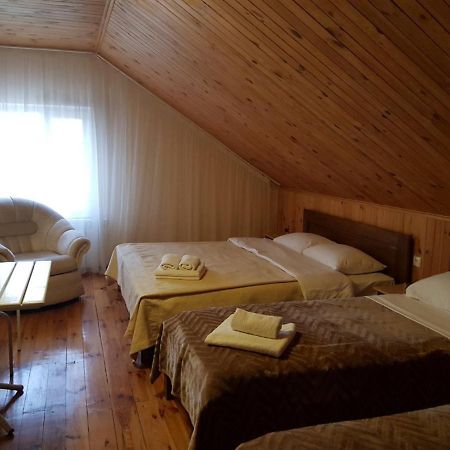 ホテル Барокко Bilhorod-Dnistrovsʼkyy エクステリア 写真